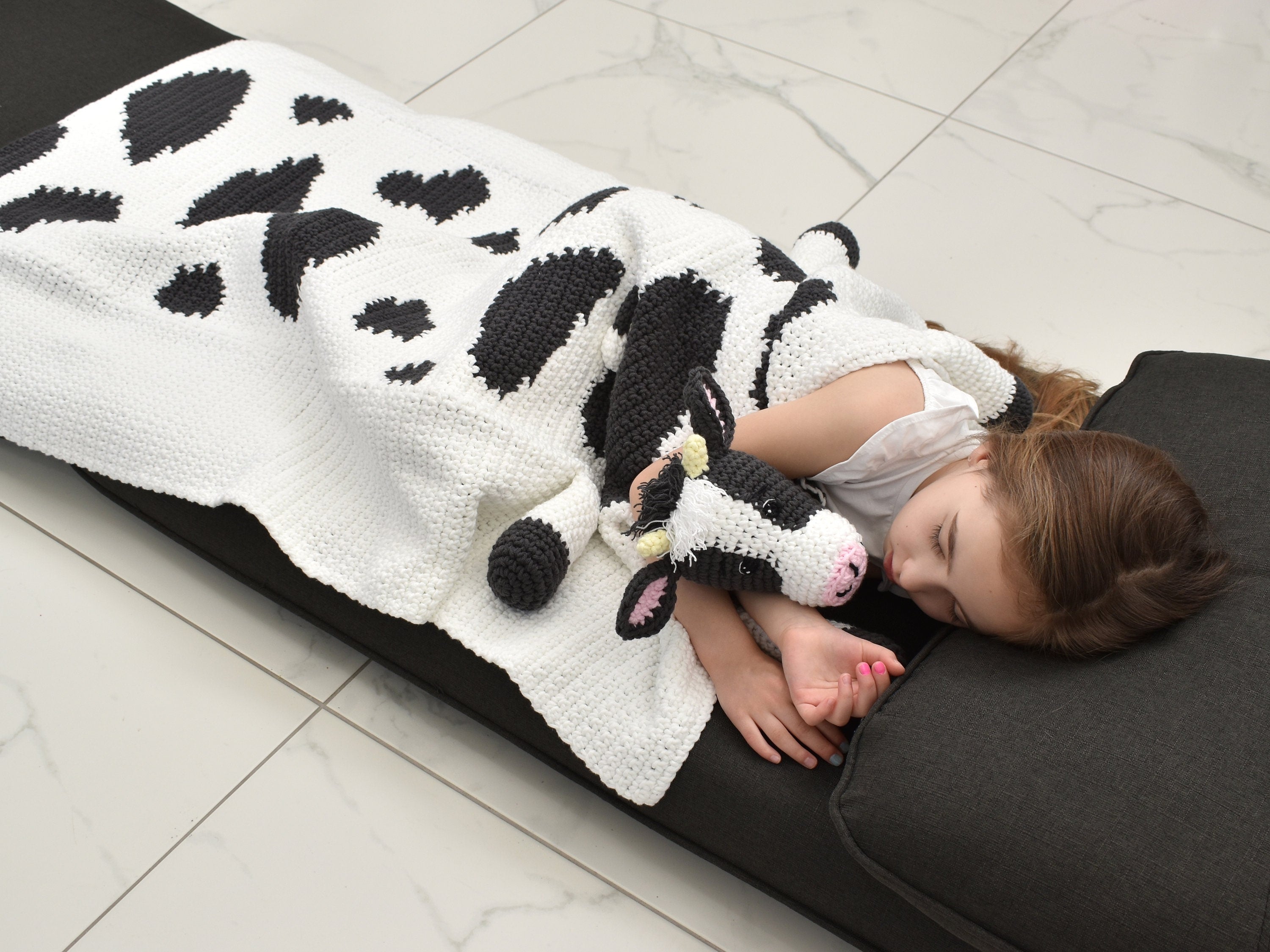 Crochet Cow Baby Blanket Pattern, Cuddle and Play Afghan (PDF Pattern)